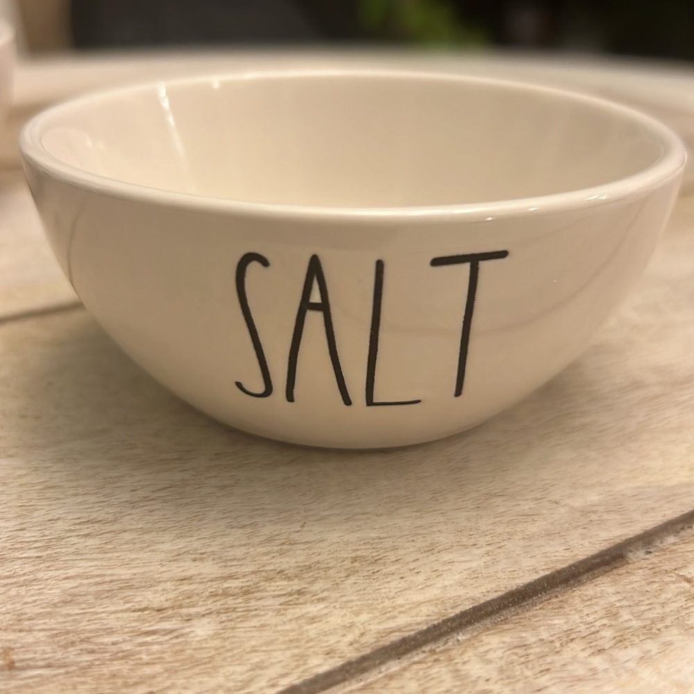 Rae Dunn - Salt and Pepper Bowls - Ceramic - Picture 4 of 6
